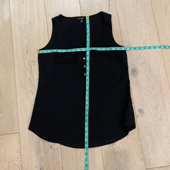 Le Chateau Dressy Sleeveless Top - Picture 9 of 9